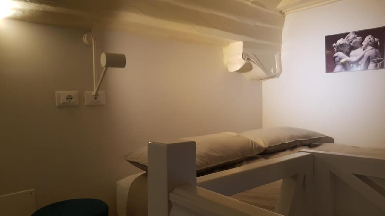 Appartement Domus Lupae -live In The Heart Of Rome