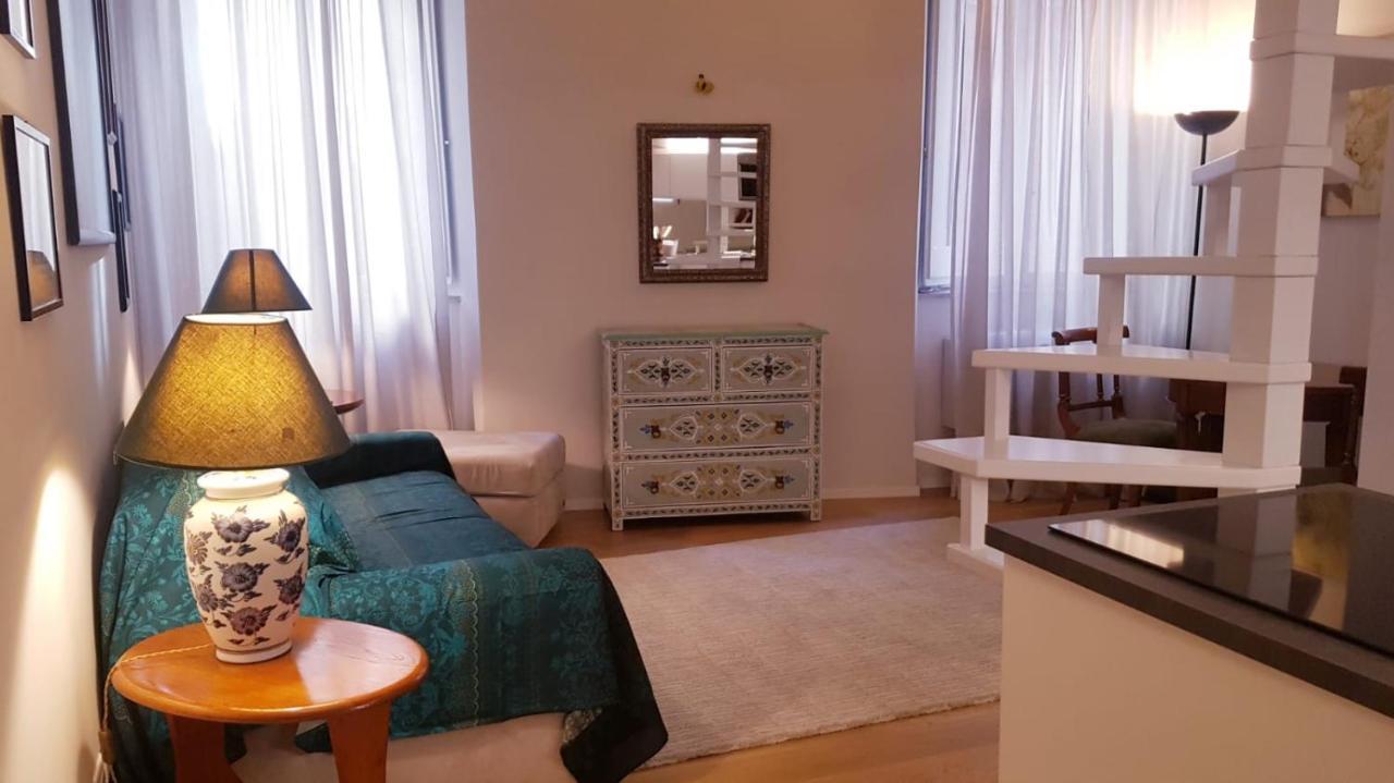 Domus Lupae -live In The Heart Of Appartement *